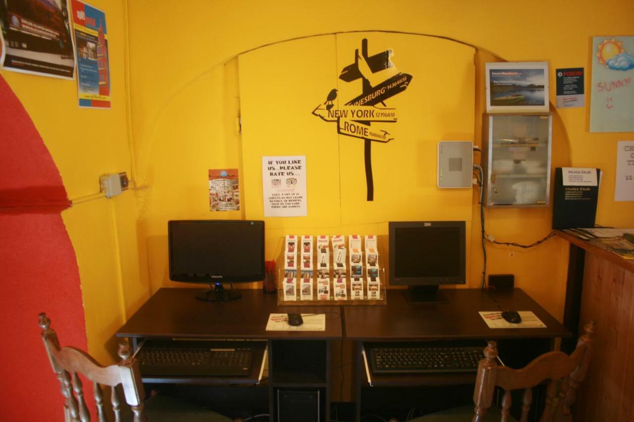 The Mellow Monkey Hostel 扎达尔 外观 照片