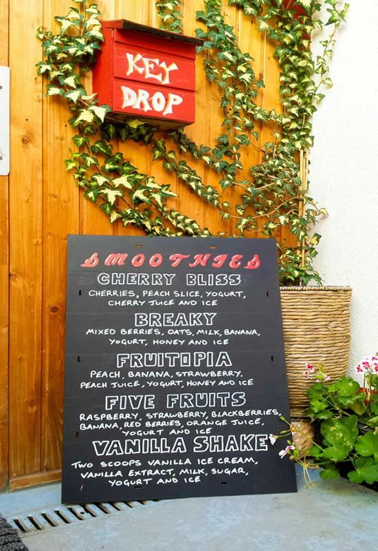 The Mellow Monkey Hostel 扎达尔 外观 照片